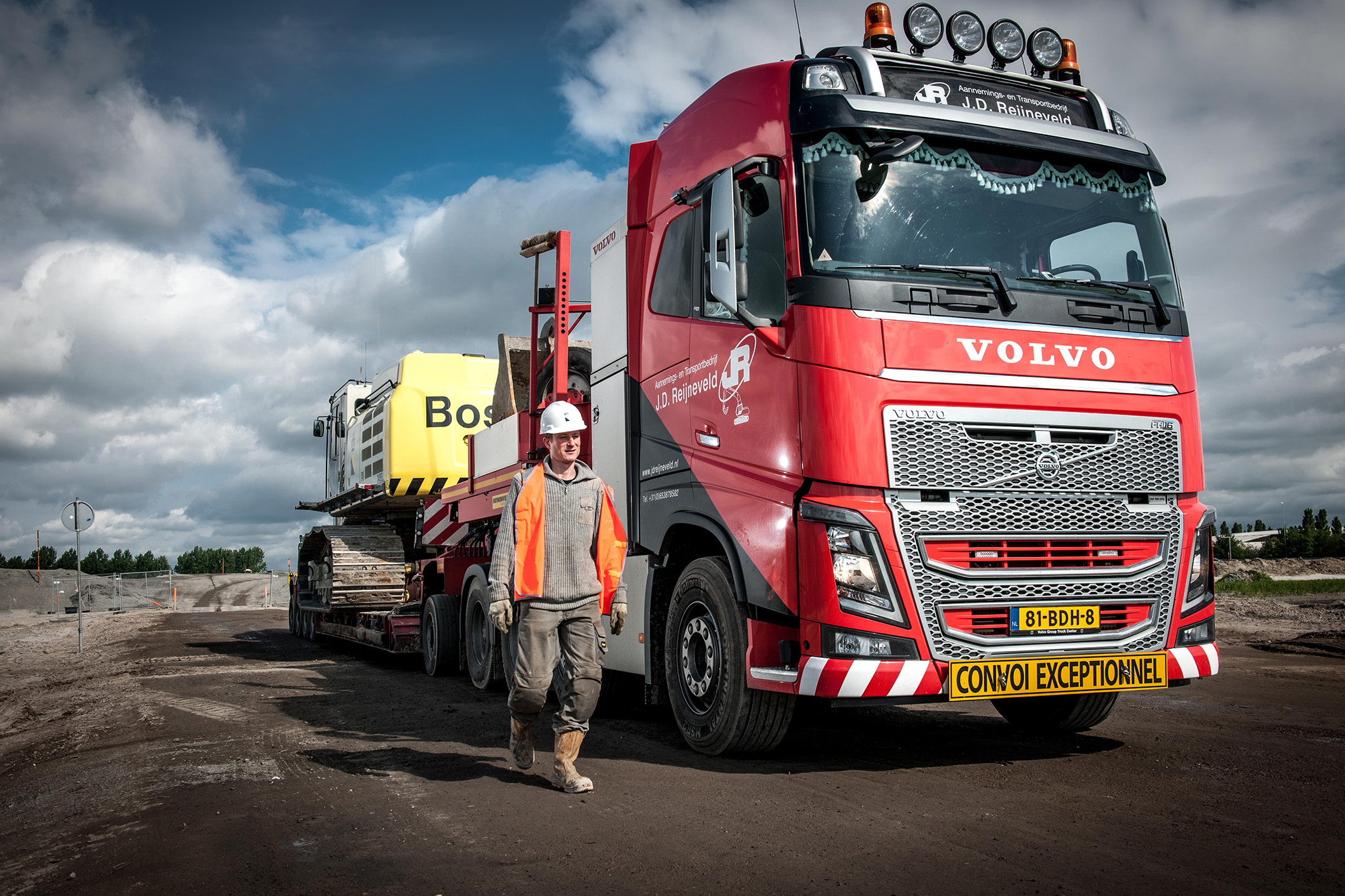 JD Reijneveld   Dieplader Transport